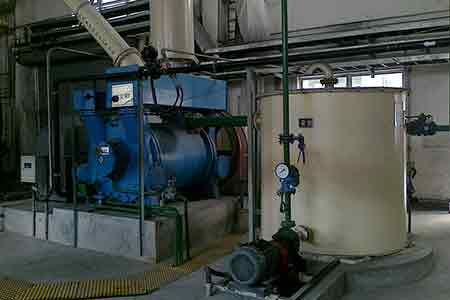 �ϸ���Һ���û����ڿ�ƽ�ȵ�����ʹ���ֳ�