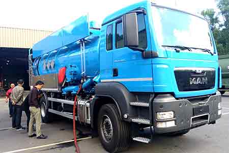 �ϸ���Һ������������ҵ���۳�ʹ���ֳ�